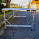 Tabuleiro com 5 divisões e pés dobráveis - 2,00m x 1,10m x0,80m - Imagem 2